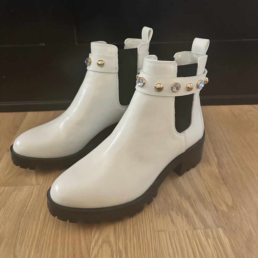 Karl Lagerfeld Porshay Lug Sole Bootie